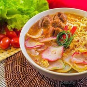 Suka Sama Makanan Pedas? Cari Tahu Tentang Makanan Seblak di Sini Yuk!