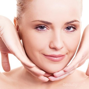 img-title Tidak Disangka, Kamu Bisa Tampil Lebih Cantik Hanya dengan Melakukan Pijat Wajah Seperti Ini!