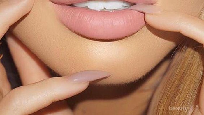 Cocok untuk Remaja, Ini Pilihan Lipstik Lokal Murah Warna Nude Pink Cocok untuk Remaja, Ini Pilihan Lipstik Lokal Murah Warna Nude Pink