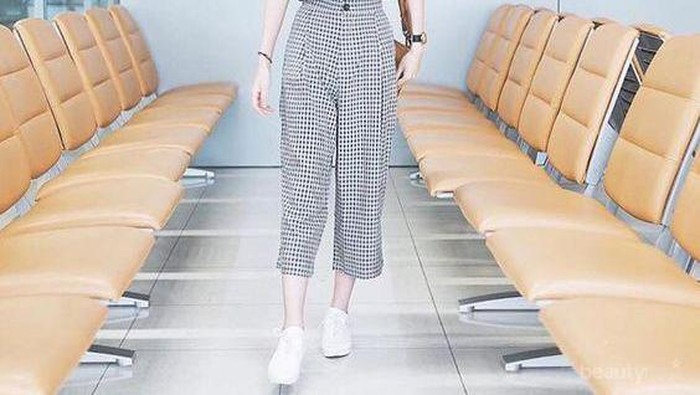 Gaya Berpakaian Cewek Korea dengan T-Shirt Seperti Ini Akan Bikin Kamu Tampil Lebih Stylish