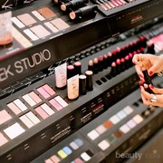 Jangan Sampai Terkena Masalah Kulit! Begini Tips Mencoba Tester Kosmetik yang Aman