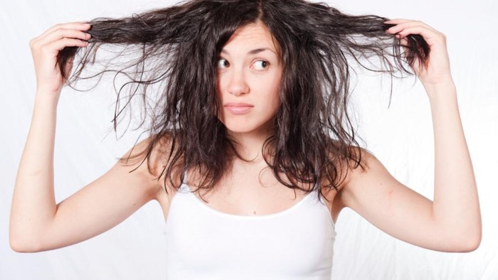 Ini Dia Rekomendasi Shampoo yang Cocok untuk Kulit Kepala Berminyak