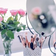 6 Merk Brush Makeup 200 Ribuan Ini Layak untuk Kamu Coba