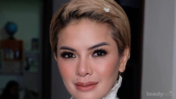Selain Hidung, Nikita Mirzani Juga Operasi Bagian Wajahnya yang Lain
