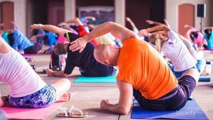 Rekomendasi 5 Studio Yoga di Jakarta yang Harus Kamu Datengin!