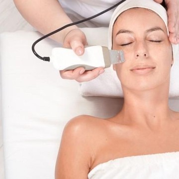 5 Cara Perawatan Facial Ala Klinik Kecantikan Ini Bisa Kamu Lakukan Sendiri di Rumah Lho!