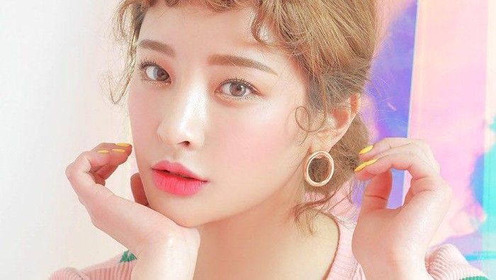 Minta rekomendasi facial wash / foam untuk kulit kering sensitif dong dear...