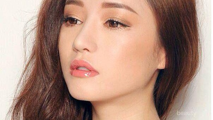 Kurang Tidur Karena Begadang? Inilah Tips Make Up yang Bisa Kamu Terapkan, Ladies!