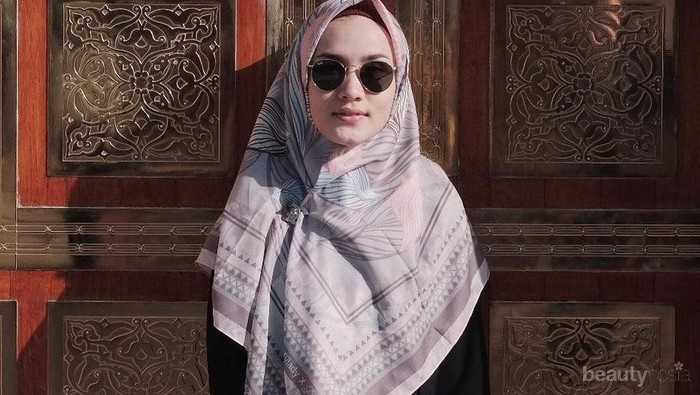 Biar Tetap Cantik dan Fresh, Ini Style Hijab Syar'i yang Lagi Populer Dipakai untuk Umroh