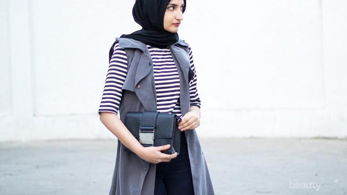 Tampil Elegan Lewat Empat Inspirasi Hijab Style dengan Warna Monokrom Yuk!