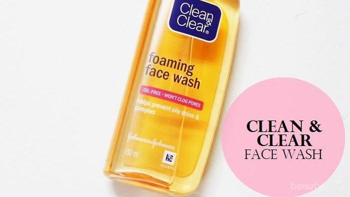 Dear.. Clean & Clear Foaming Face Wash Bagus Gak Sih?? Bikin kulit kering gak??