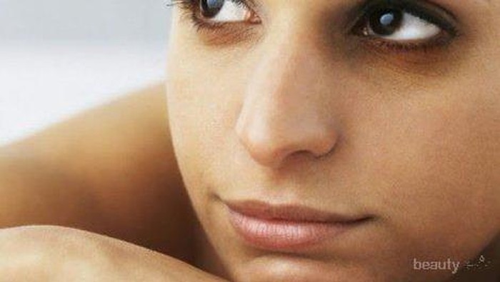 Eye Cream di Bawah 150 Ribu yang Ampuh Jaga Area Sekitar Mata