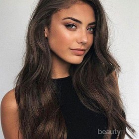 Mau Makeup Natural dengan Bulu Mata Palsu? Ikuti Tipsnya Berikut Ini!