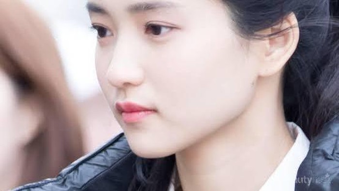 Aktris Korea Selatan yang Berani Debut Lewat Film Beradegan 