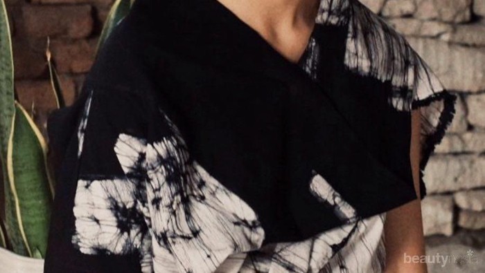 Biar Hasilnya Tak Belang, Ini 4 Tips Memilih Warna Bedak Agar Sesuai dengan Kulit Wajah Kamu