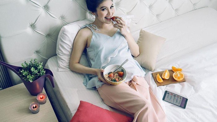 Bikin Iri, Deretan Artis Cantik Ini Tetap Langsing Saat Hamil!