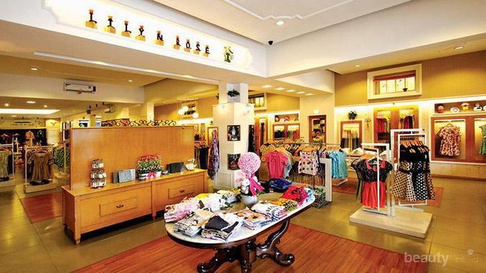 5 Factory Outlet di Bandung yang Wajib Kamu Kunjungi 5 Factory Outlet di Bandung yang Wajib Kamu Kunjungi