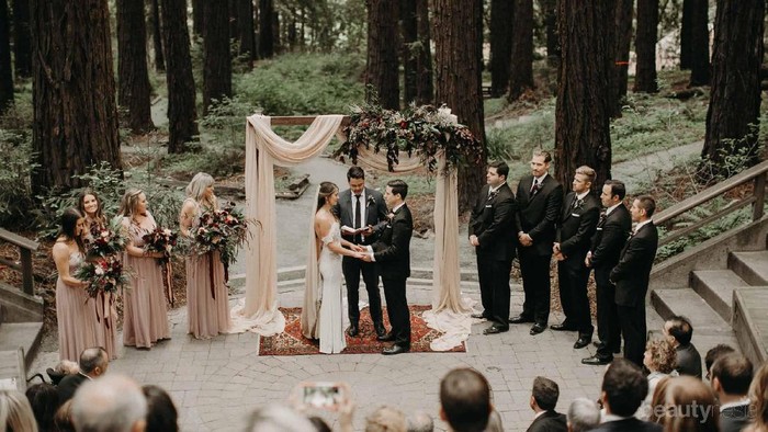 Ingin Menikah dengan Venue Outdoor? Simak Tipsnya di Sini!