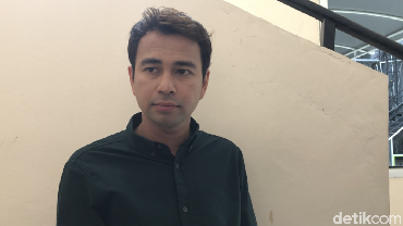img-title Raffi Ahmad Pamer Barang yang Bisa Bikin Traveling Makin Asyik dan Mudah
