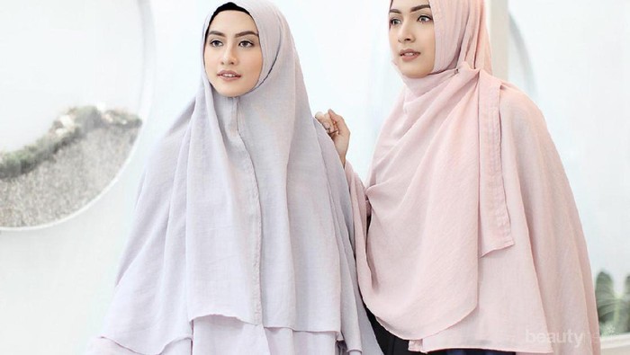 Terlihat Anggun! Ini Dia Bahan Hijab Syar'i yang Sedang Hits di Kalangan Hijabers!