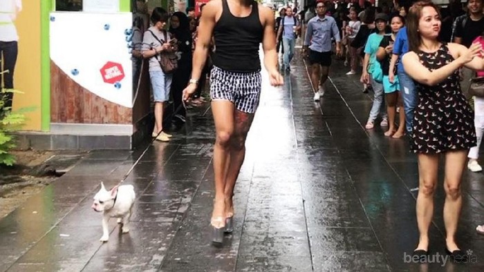 #FORUM Yuk Kenalan dengan King of Catwalk dari Filipina Ini! Gimana Tanggapan Kalian??