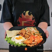 6 Tempat Makan Mie Super Pedas di Jakarta, Berani Coba?