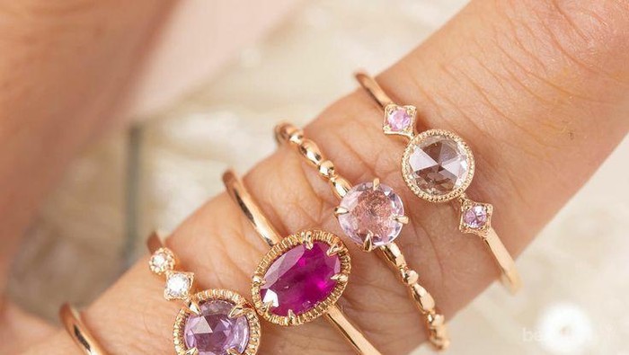 Pemilihan Batu Permata pada Cincin, Menunjukkan Karakter Kamu, Lho!