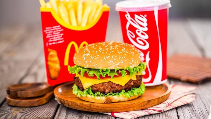 Apa Merek Fast Food Favorit Kamu Ladies?? Apa Merek Fast Food Favorit Kamu Ladies??