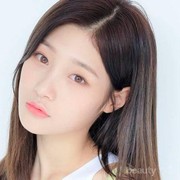 Ingin Punya Kulit Glowing Alami? Kamu Sudah Coba Skincare Berbahan Dasar Green Tea Ini Belum?