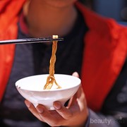 7 Makanan Ini Tidak Boleh Dikonsumsi Saat Perut Kosong