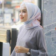 Bingung Mau Ke Pesta? Yuk Contek Warna Hijab yang Cocok di Pakai Ke Kondangan! Dijamin Makin Cantik!