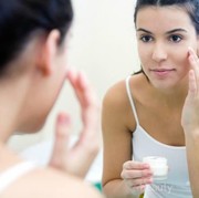 Yuk Lakukan 4 Cara ini Untuk Melindungi Kulit Wajah Kamu dari Polusi Udara, Ladies!