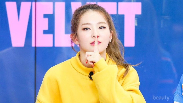 Mudah dan Cepat, Ini Dia Tutorial Eyeliner yang Tepat Untuk Mata Monolid!