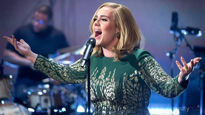 Jadi Sorotan, Penampilan Baru Adele yang Lebih Langsing dan Tirus