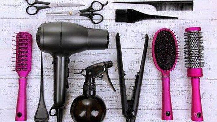Ada-ada Aja! Ini Dia 7 Hair Tools Aneh tapi Inovatif yang Ada di Dunia!
