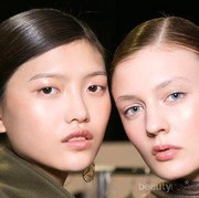 Pilih Brush, Beauty Blender atau Jari? Ternyata Ini Perbedaan Hasil di Wajah yang Akan Kamu Rasakan