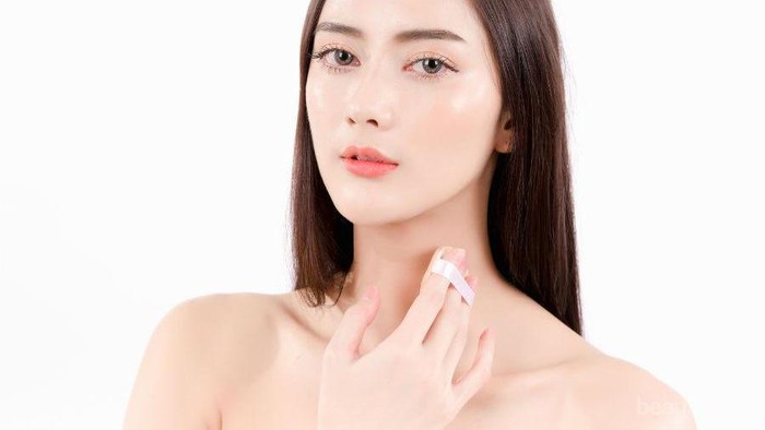 Ingin Mencoba Foundation Lakme? Pilih yang Paling Tepat Untukmu!