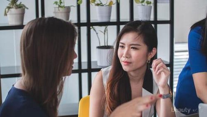 5 Zodiak yang Suka Minta Saran, Tapi Tidak Pernah Dilakukan