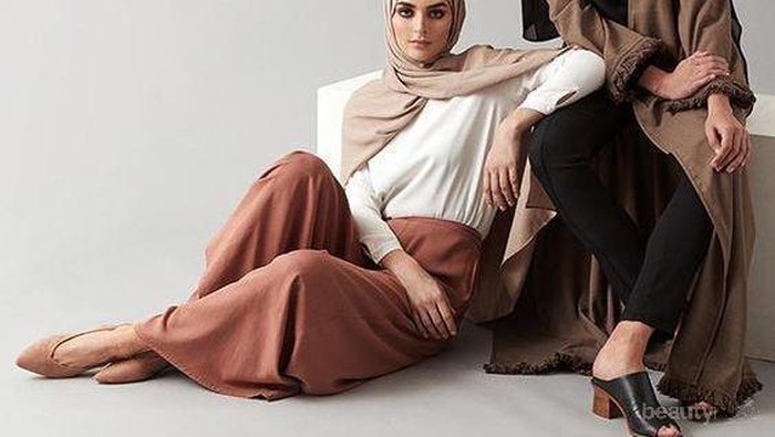 Wah, Ini Dia Tren Warna Hijab yang Populer Dipakai Saat Lebaran!