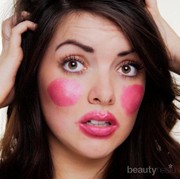 Jangan Sembarangan! Ini 4 Kesalahan Pemakaian Blush yang Perlu Banget Kamu Hindari