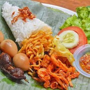 5 Rekomendasi Tempat Makan di BSD yang Enggak Akan Bikin Kantong Bolong