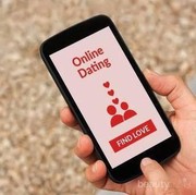 Amankah Berpacaran Lewat Aplikasi Kencan Online? Ketahui Kerugian dan Keuntungannya!