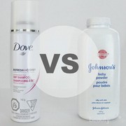 Bedak Bayi VS Dry Shampoo, Mana yang Lebih Oke Mengatasi Rambut Berminyak dan Lepek?