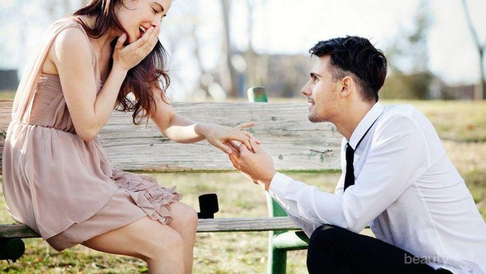 7 Hal Ini Menjadi Penyebab Pria Tak Kunjung Melamar Pacarnya