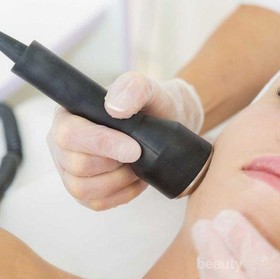 Ini Perawatan Kulit Berjerawat yang Bisa Kamu Coba di Klinik Kecantikan