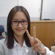 #FORUM Lebih Baik Pakai Kacamata atau Lensa Kontak?