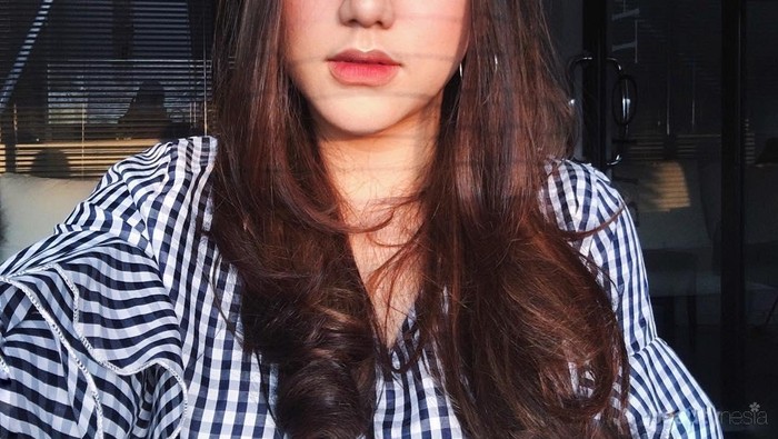 Ladies, Jadikan Selfie Lebih Sempurna dengan 4 Trik Make Up Ini, Siap-siap Eksis di Instagram!