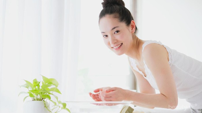 #FORUM Hah, Terlalu Sering Mencuci Muka Ternyata Enggak Baik untuk Kulit??? Mitos apa Fakta??