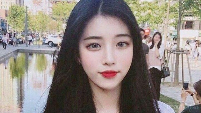 Ingin Mempertahankan Rambut Lurusmu? Ikuti Tips Perawatan Rambut Dibawah Ini!