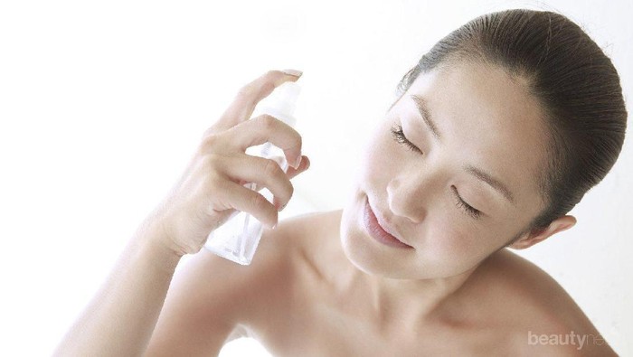 #NEWS Bikin Makeup Tahan Lama, Ini Dia Rekomendasi Face Mist dengan Harga Terjangkau!